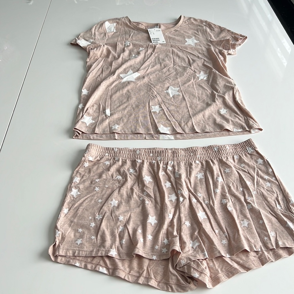 COPY - H&M star pajama short set